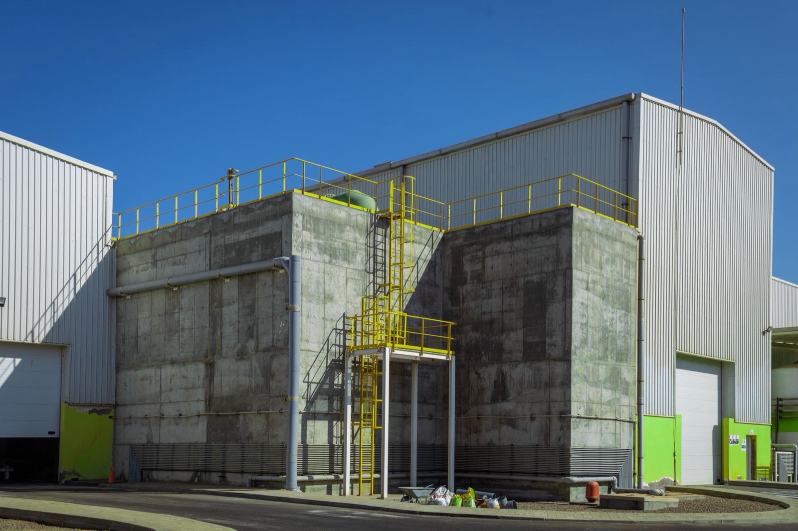 Exterior wall of an industrial facility